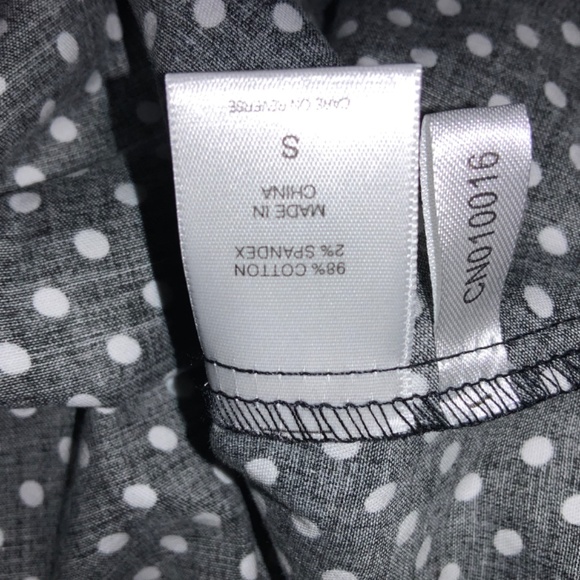 New York & company stretch blouse Sz S ruched Collar polka dot - Picture 8 of 8